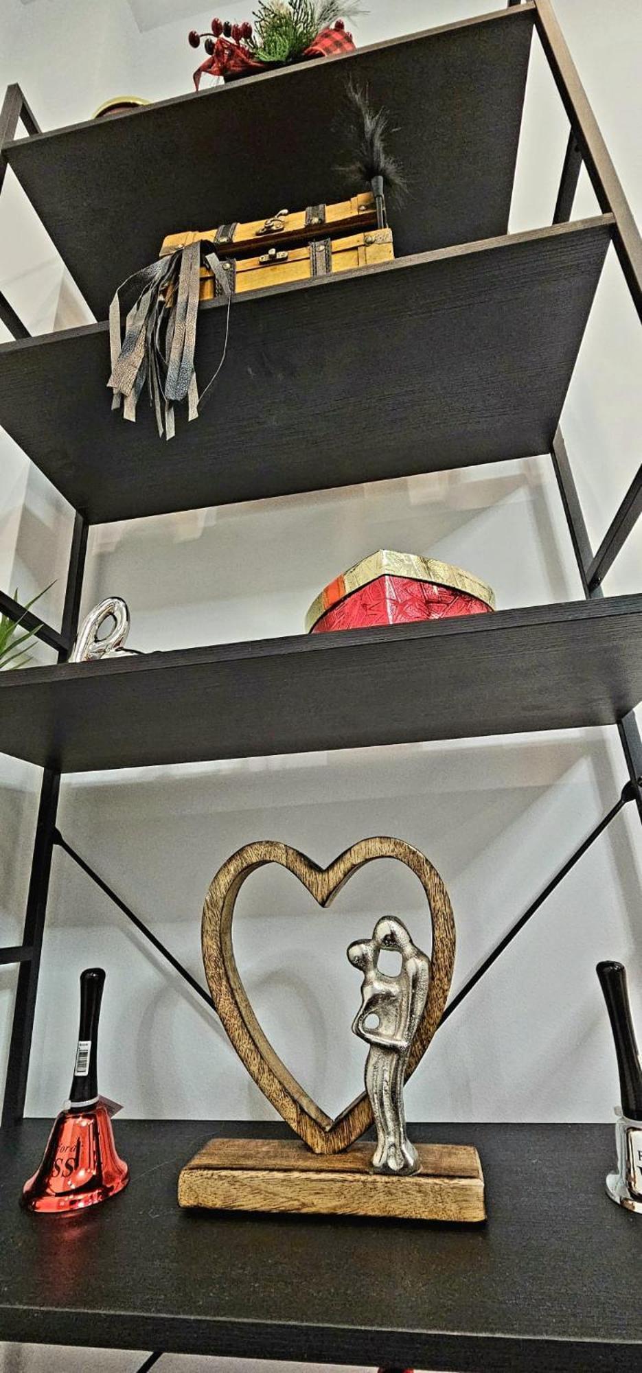 Tantra 4 Calea Victoriei Amzei * Bucureşti